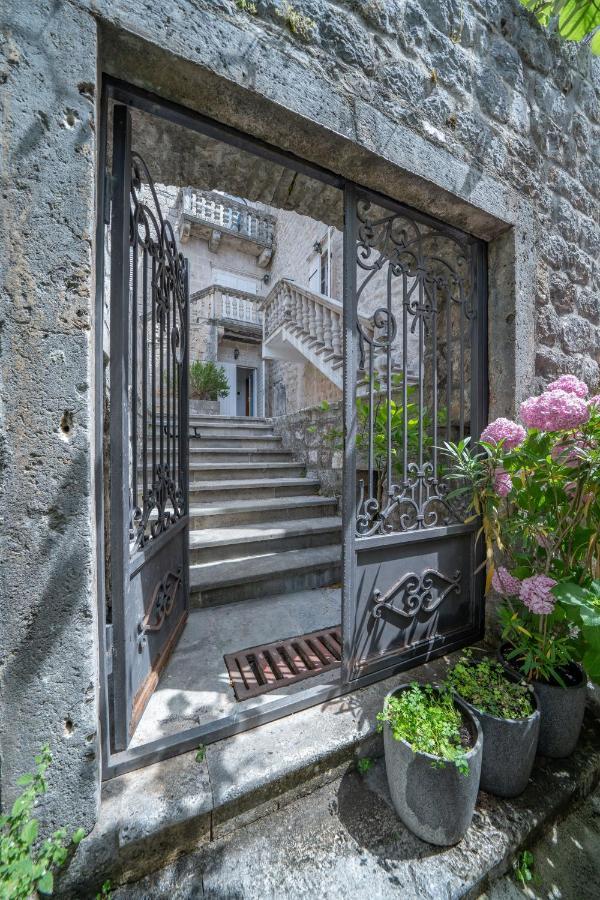 Villa Burovic Perast Exterior foto